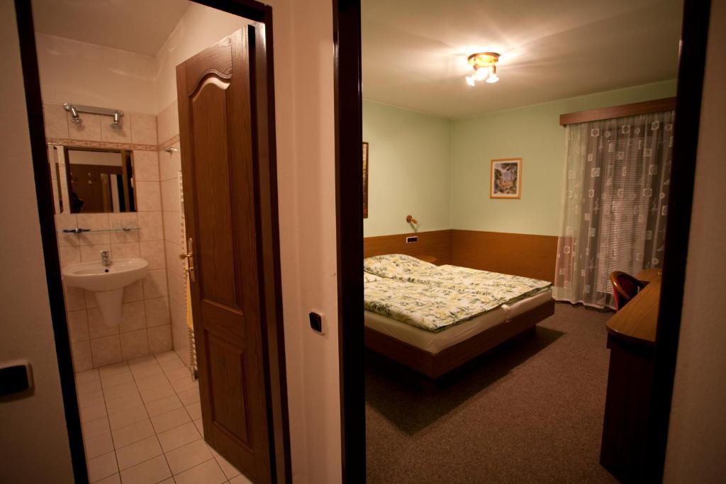 Hotel U Jiriho Humpolec Zimmer foto